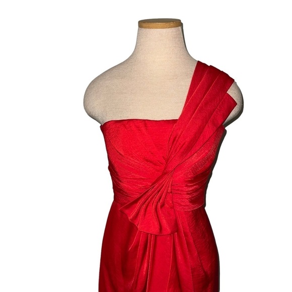 NWT BCBG Maxazria Woman Dress Size 2 - Picture 7 of 11